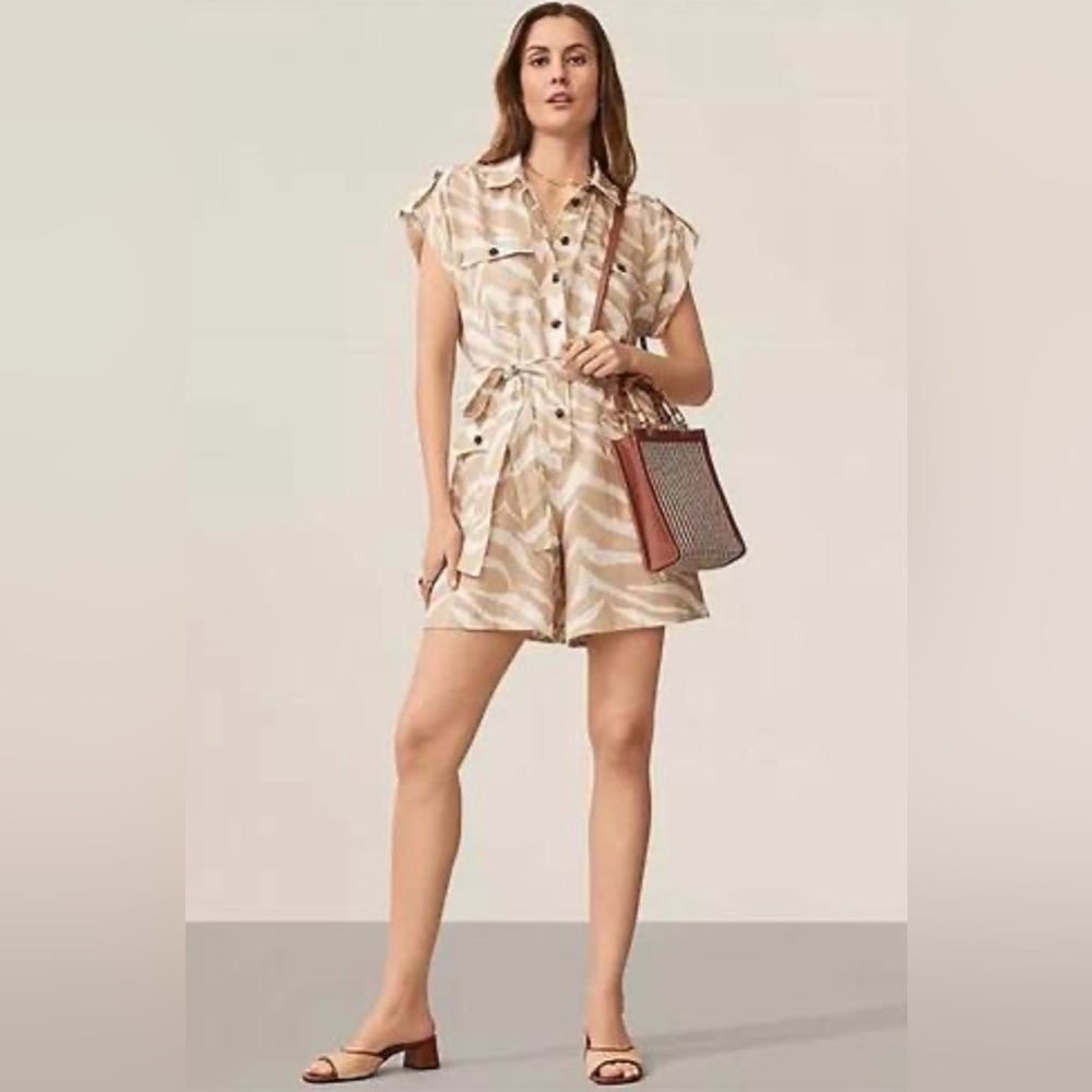 NWT Ann Taylor Weekend Linen Pocket Romper 00